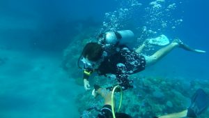 10 Commandments for Weightless Diving